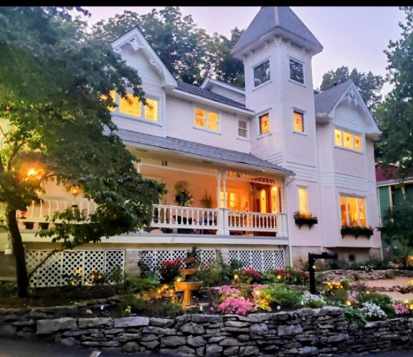 Inn At Rose Hall Eureka Springs Εξωτερικό φωτογραφία